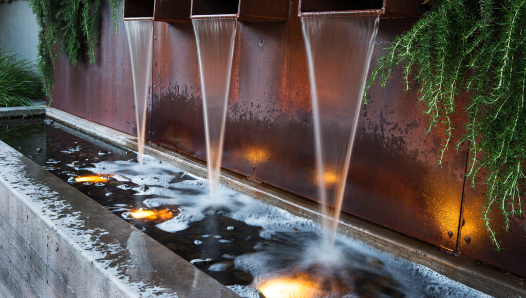 Underwater Lights and Fixtures - Light Your Landscape